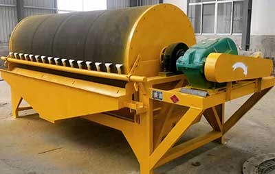 Cylindrical magnetic separator